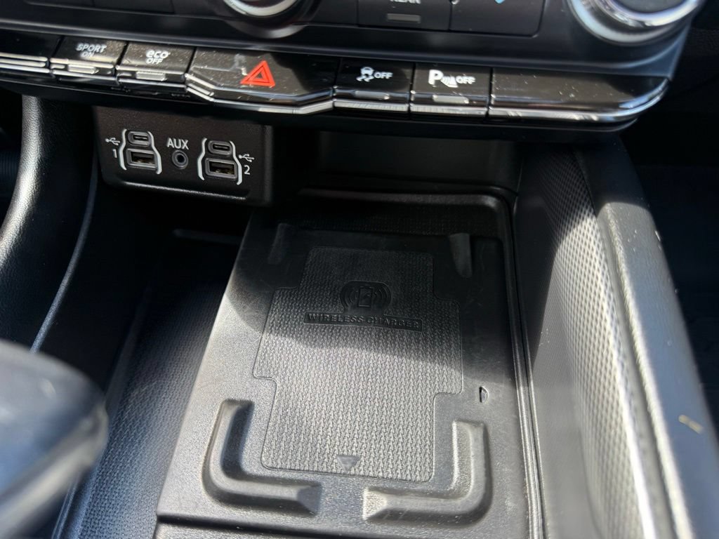 Certified 2022 Dodge Durango R/T w/ Blacktop Package AWD/4WD image 21