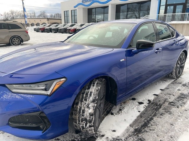 Used 2023 Acura TLX A-Spec Package image 2