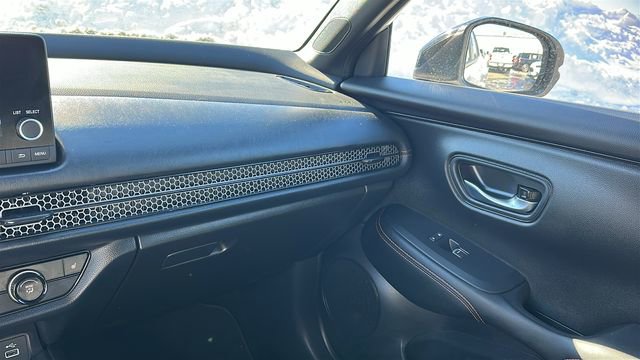 Used 2025 Honda HR-V Sport image 19