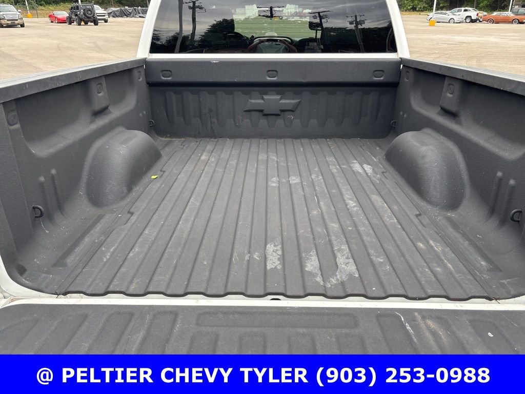 Used 2018 Chevrolet Silverado 1500 LT w/ Texas Edition AWD/4WD image 7