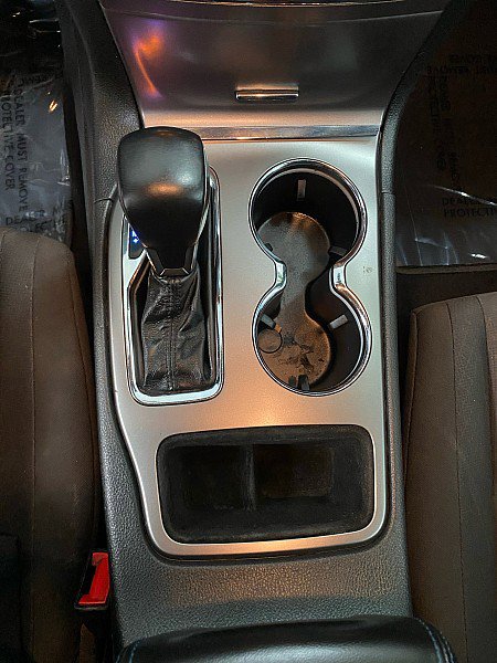 Used 2019 Jeep Grand Cherokee Laredo image 27