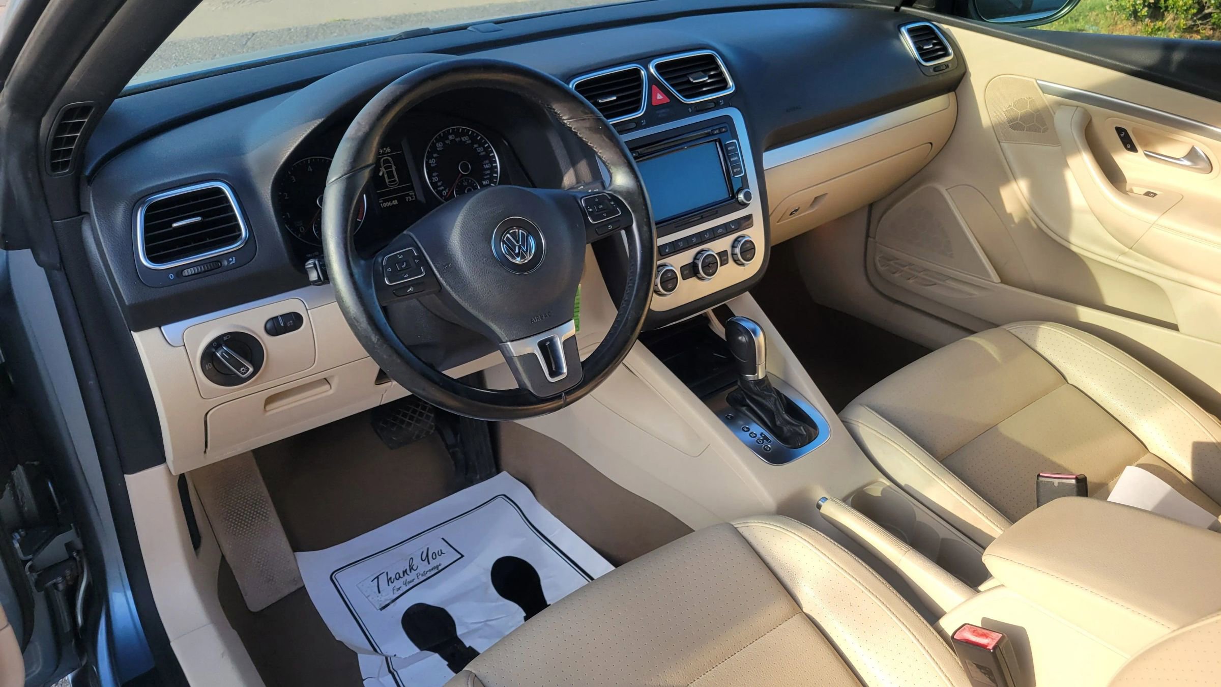 Used 2013 Volkswagen Eos Komfort FWD image 8