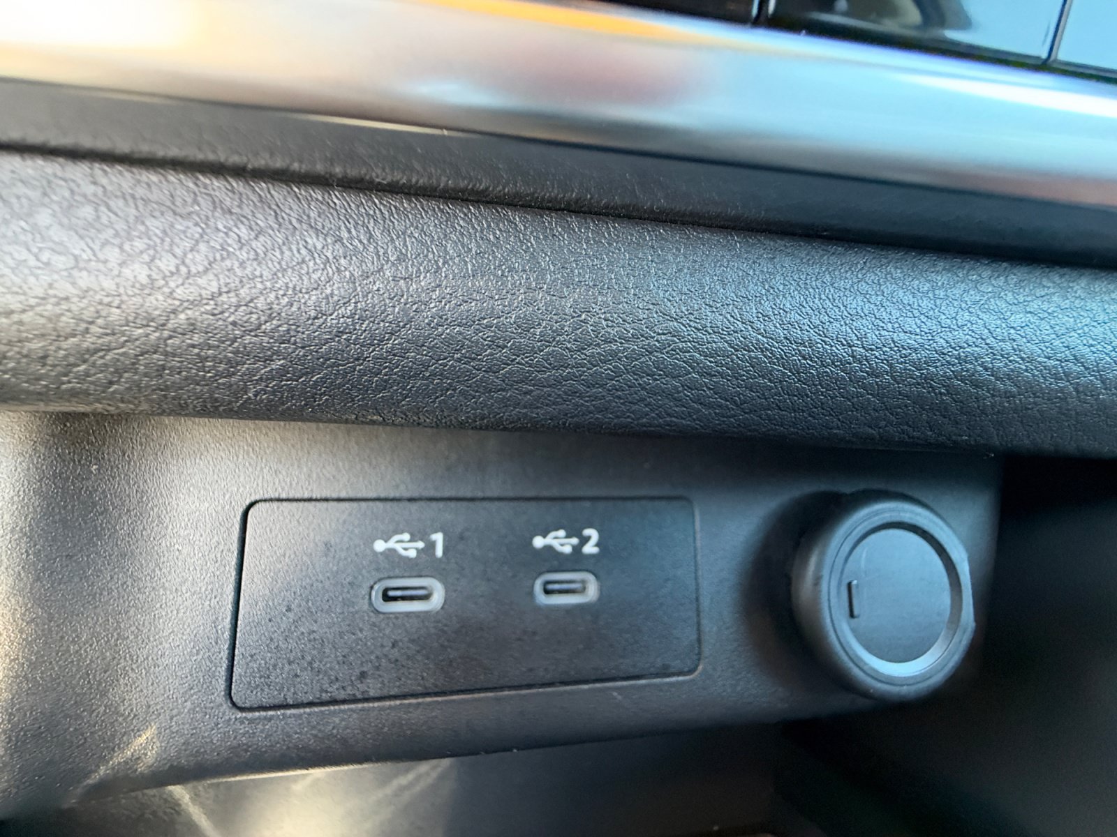 Used 2024 Nissan Rogue SV w/ SV Premium Package AWD/4WD image 31