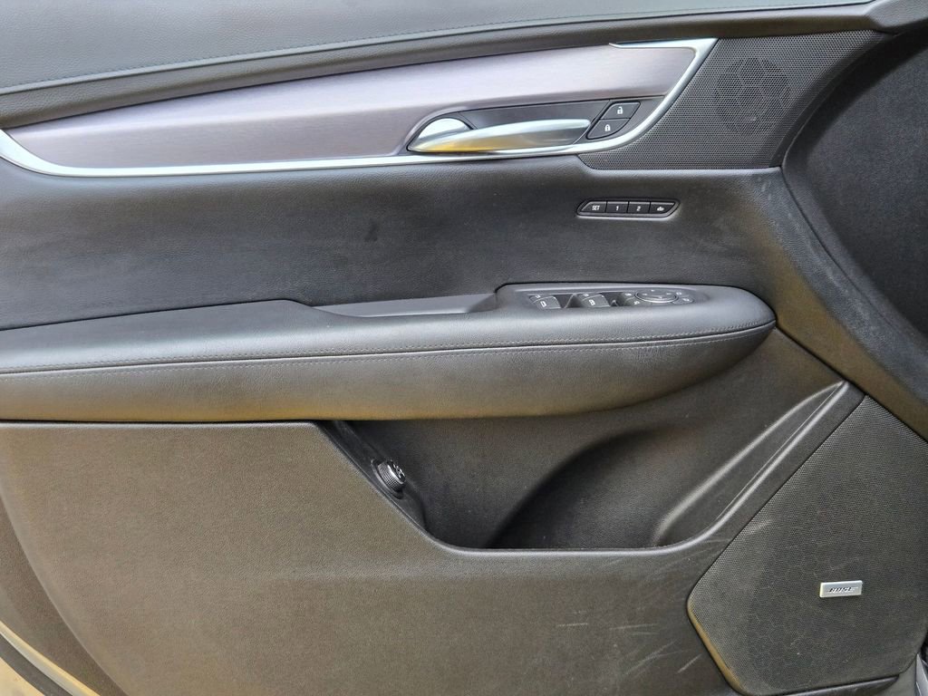 Used 2018 Cadillac XT5 Luxury w/ Driver Awareness Package image 24