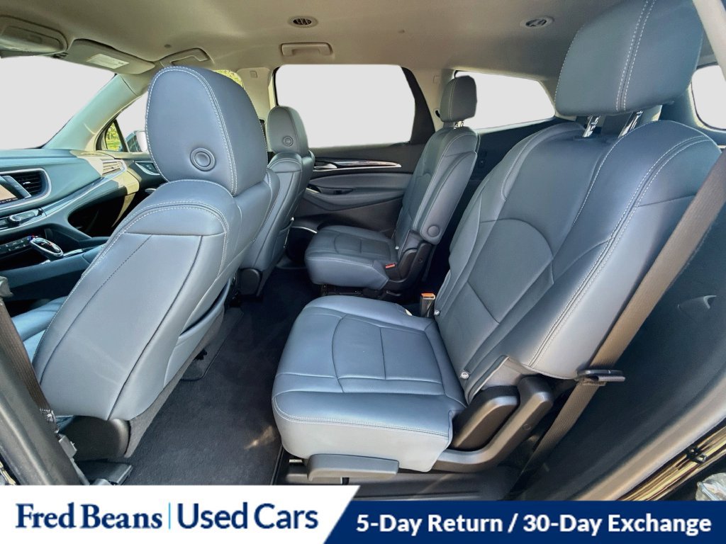 Used 2021 Buick Enclave Essence w/ Sound and Sites Package AWD/4WD image 32