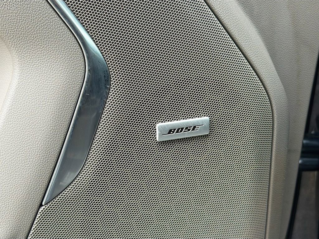 Used 2022 Chevrolet Tahoe Z71 image 18