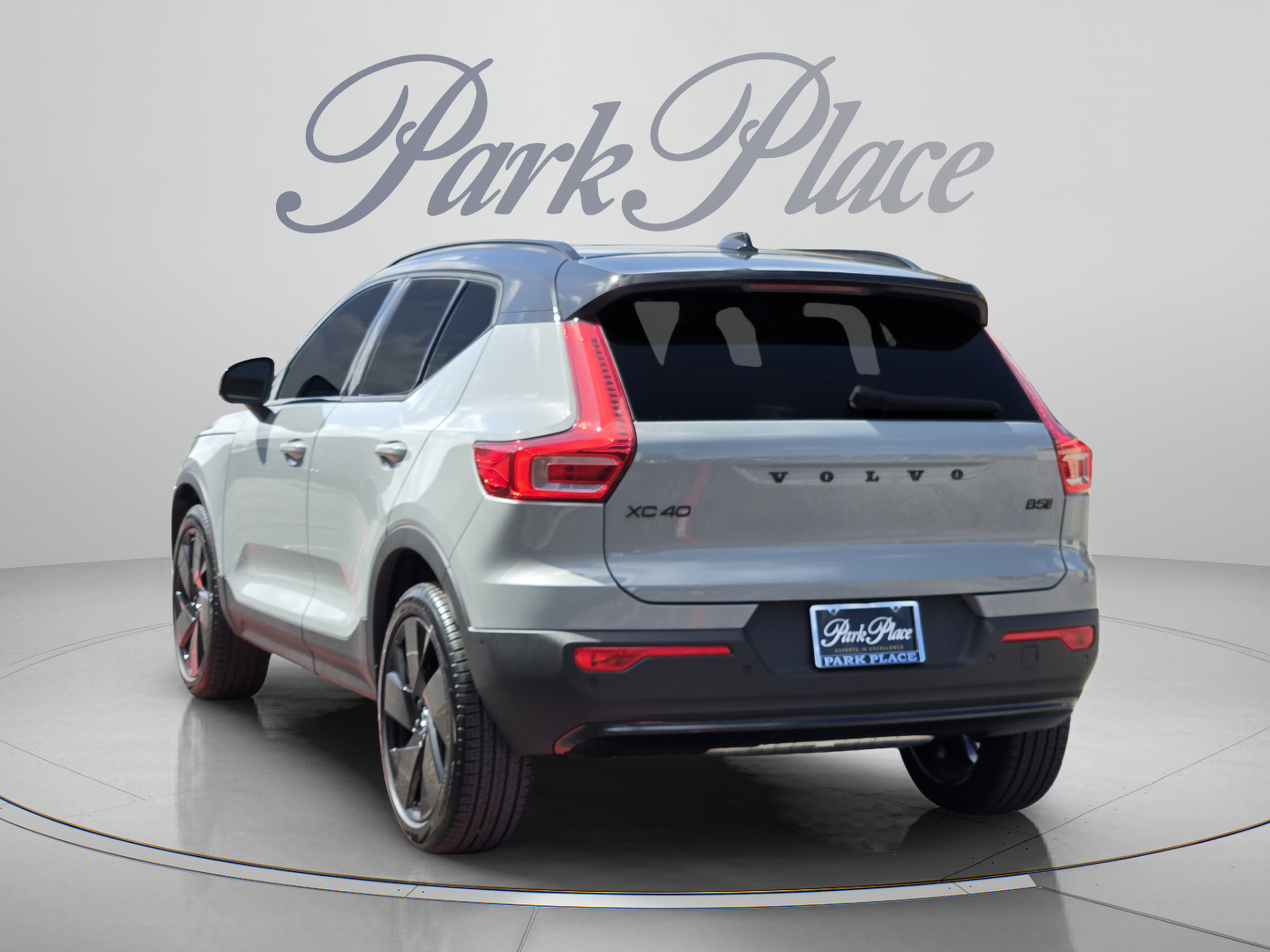 New 2026 Volvo XC40 B5 Ultra w/ Protection Package Premier AWD/4WD image 3