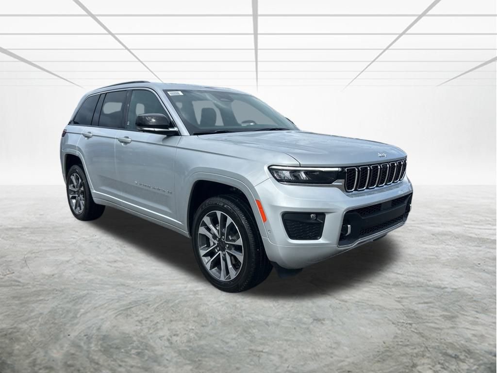 New 2025 Jeep Grand Cherokee Overland w/ Adv Protech Group III image 2