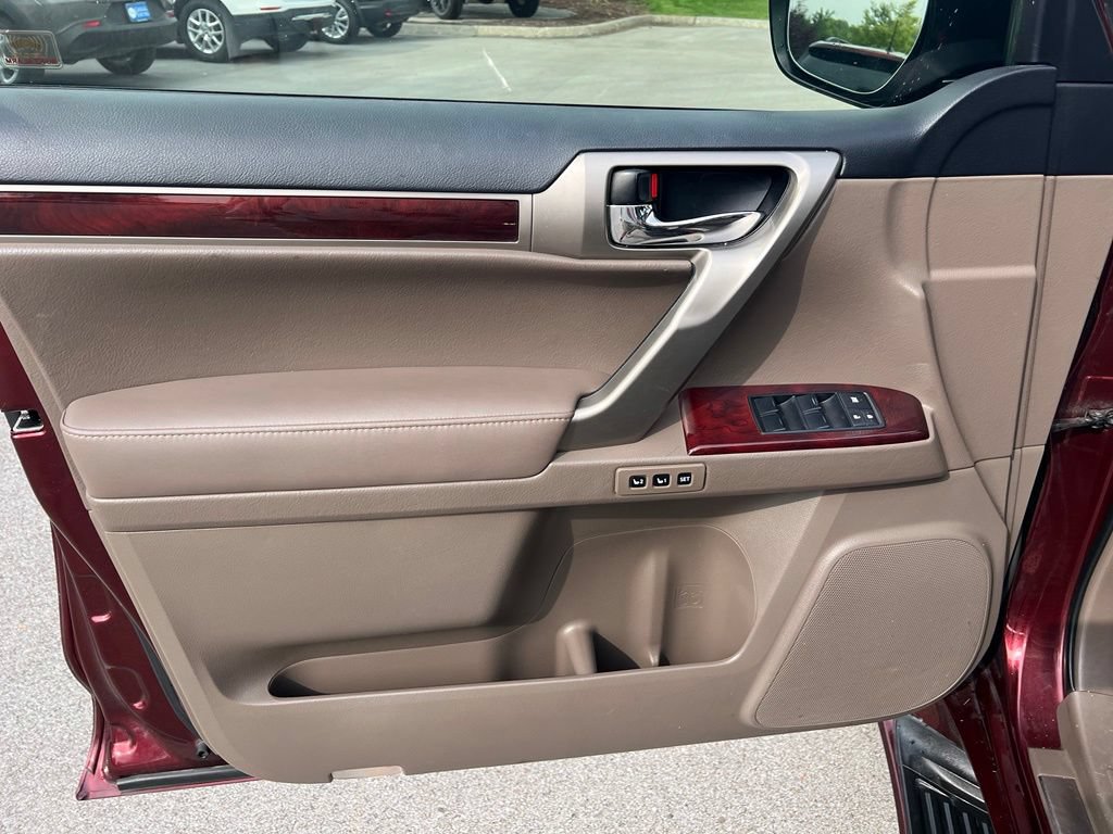 Used 2011 Lexus GX 460 Premium AWD/4WD image 14