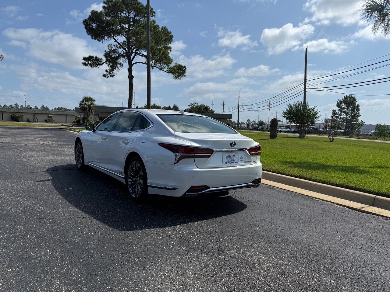 Used 2018 Lexus LS 500h AWD w/ Interior Upgrade Package image 6