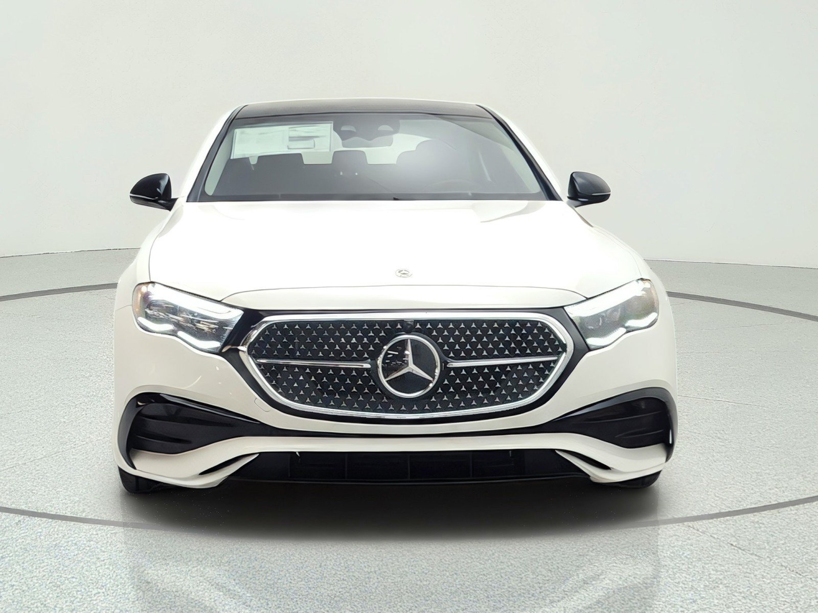 New 2027 Mercedes-Benz E 450 4MATIC Sedan image 2