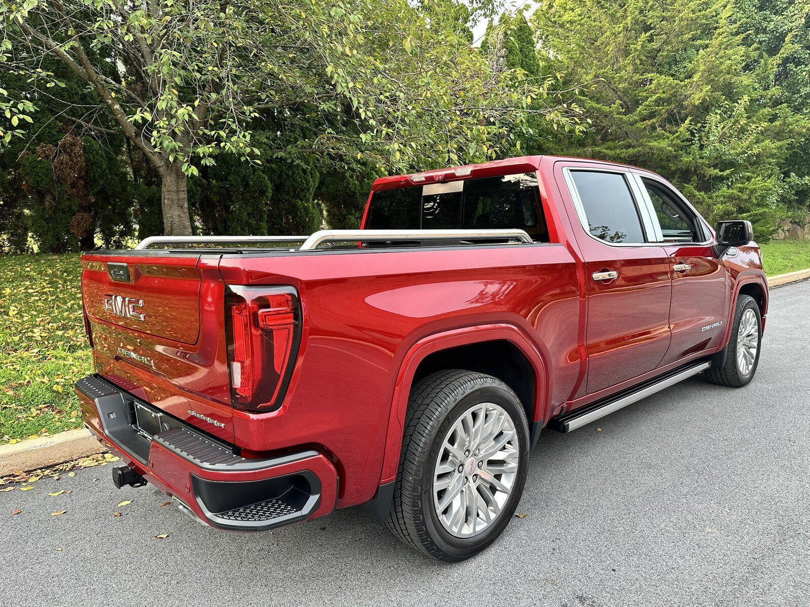 Used 2022 GMC Sierra 1500 Denali w/ Denali Reserve Package AWD/4WD image 51
