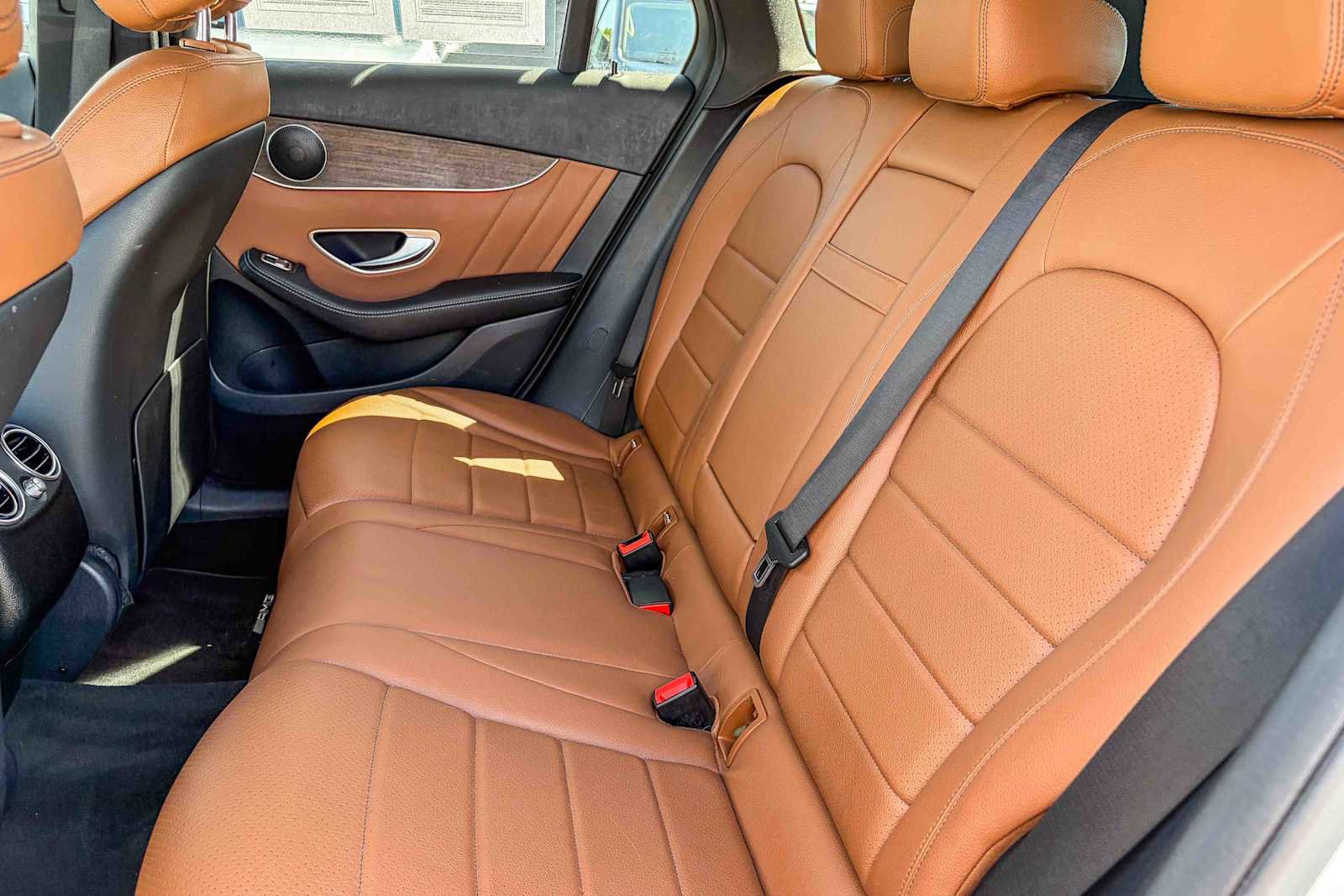 Used 2022 Mercedes-Benz GLC 300 4MATIC image 17
