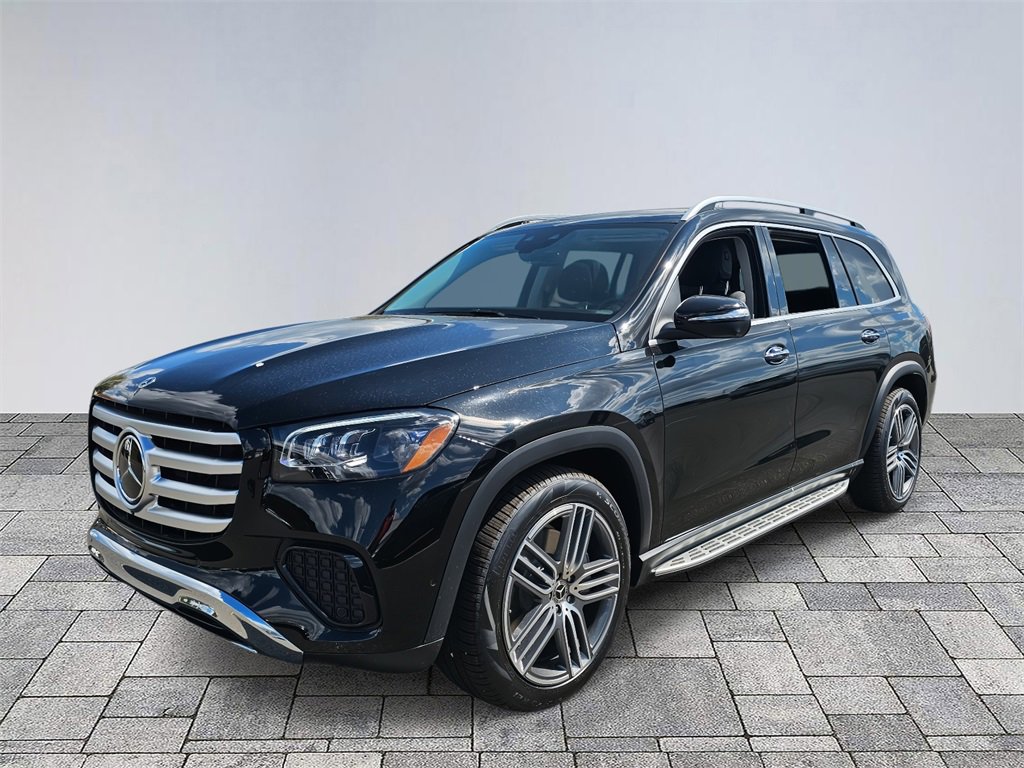 New 2026 Mercedes-Benz GLS 450 4MATIC image 3