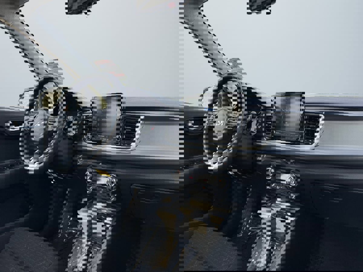 Used 2023 Kia Rio S w/ Technology Package image 13