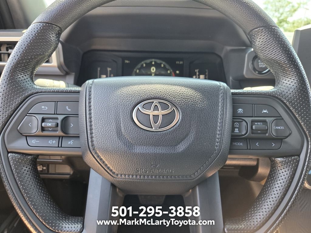 Used 2025 Toyota Tacoma SR5 AWD/4WD image 22