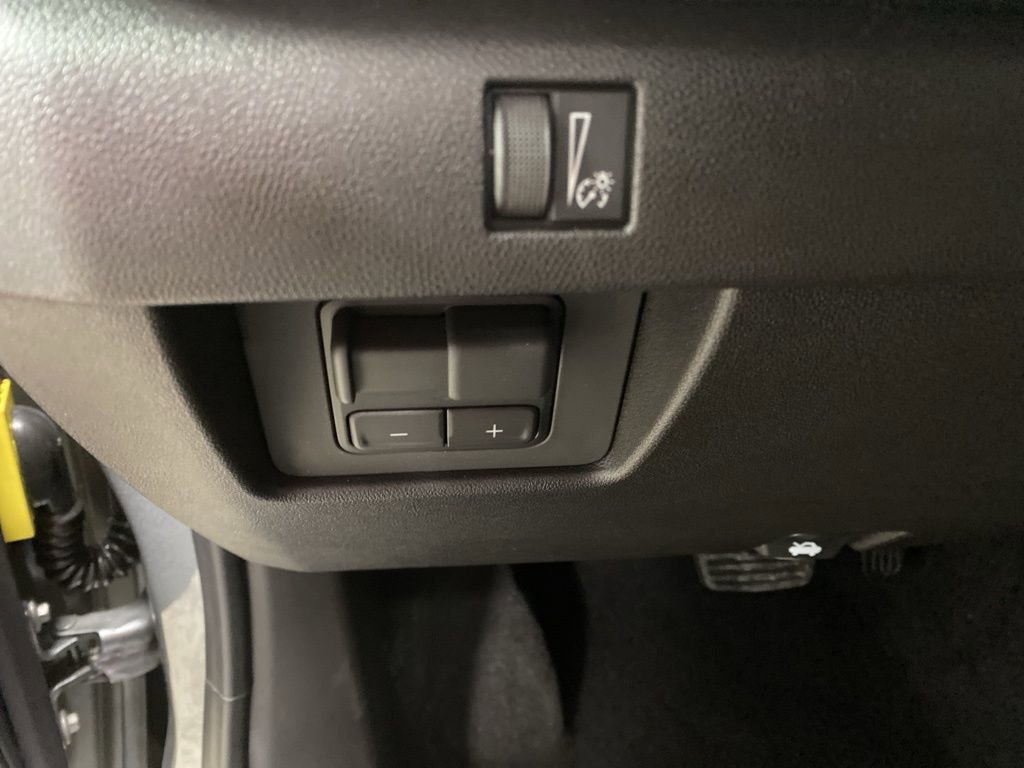 Used 2026 Chevrolet Colorado W/T w/ WT Custom Package image 29