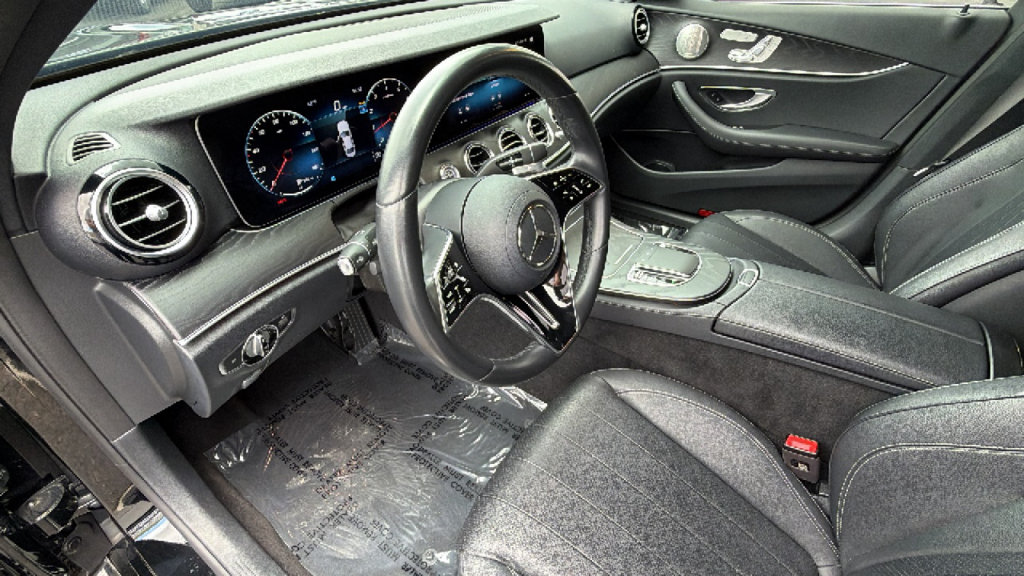 Used 2023 Mercedes-Benz E 350 Sedan image 10