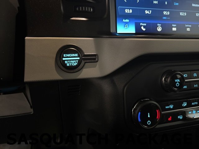 Used 2022 Ford Bronco Badlands w/ Sasquatch Package image 14