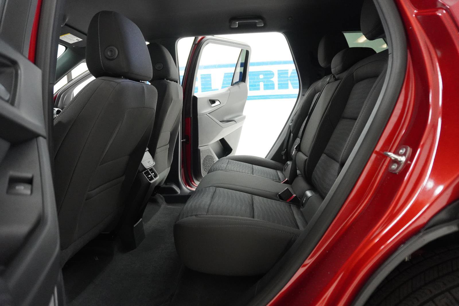 New 2026 Chevrolet Equinox LT w/ Midnight Edition image 30