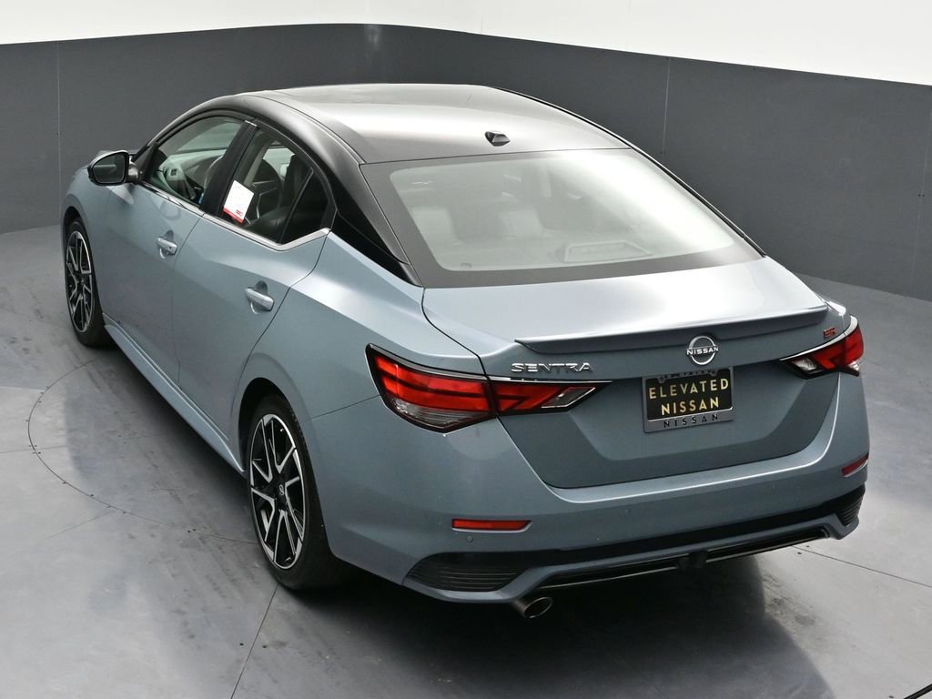 Used 2024 Nissan Sentra SR w/ SR Premium Package image 25