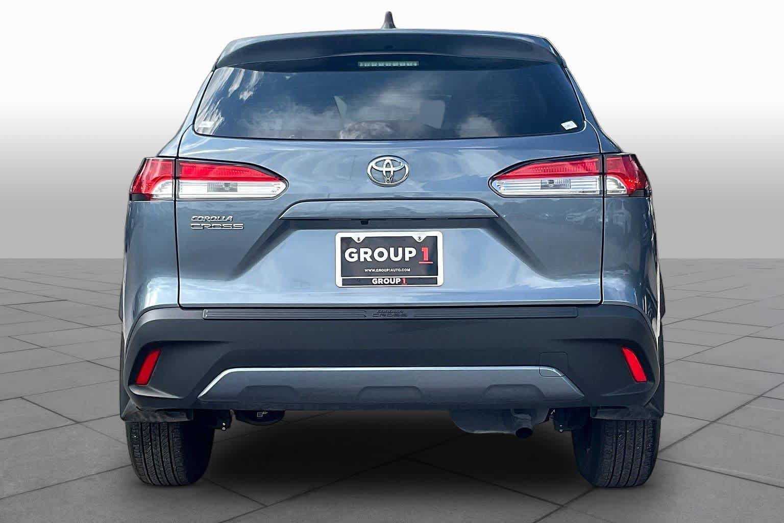 Used 2025 Toyota Corolla Cross L FWD image 5