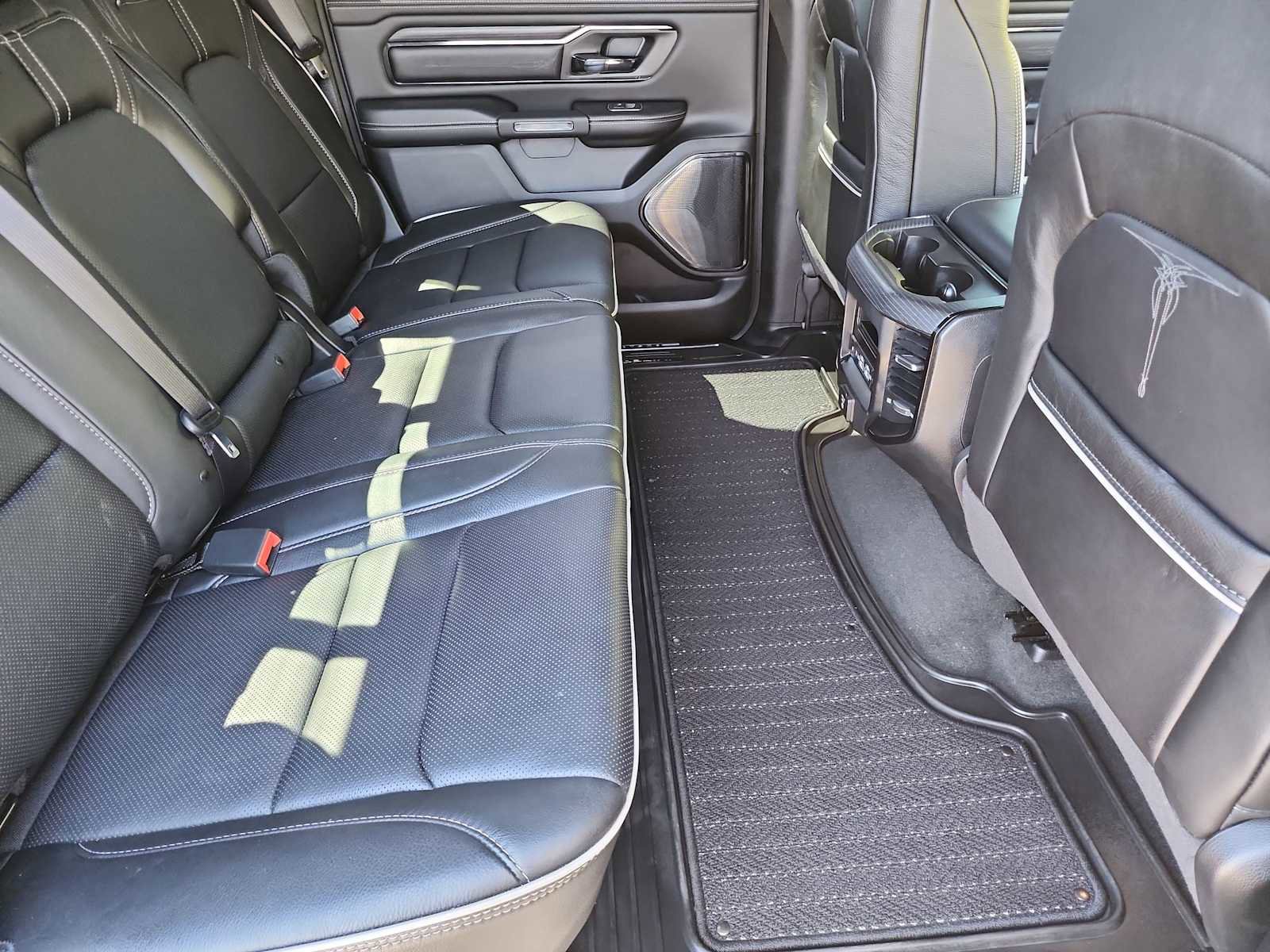 Used 2023 RAM 1500 Limited AWD/4WD image 17