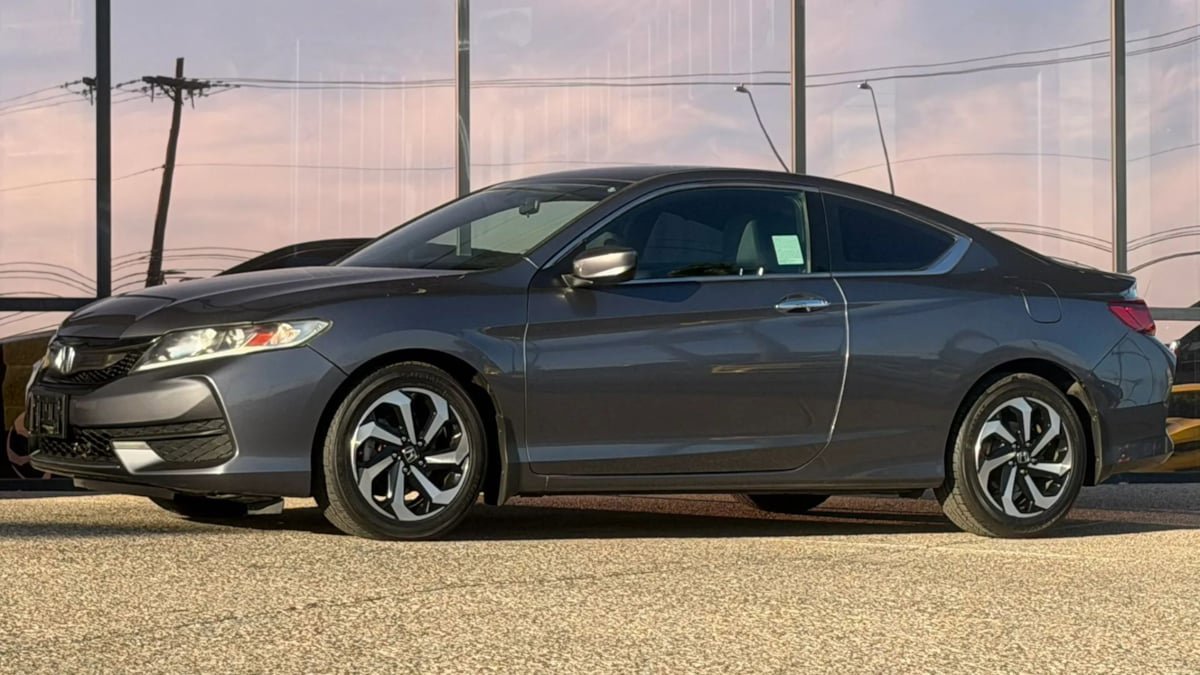 Used 2016 Honda Accord LX-S image 5