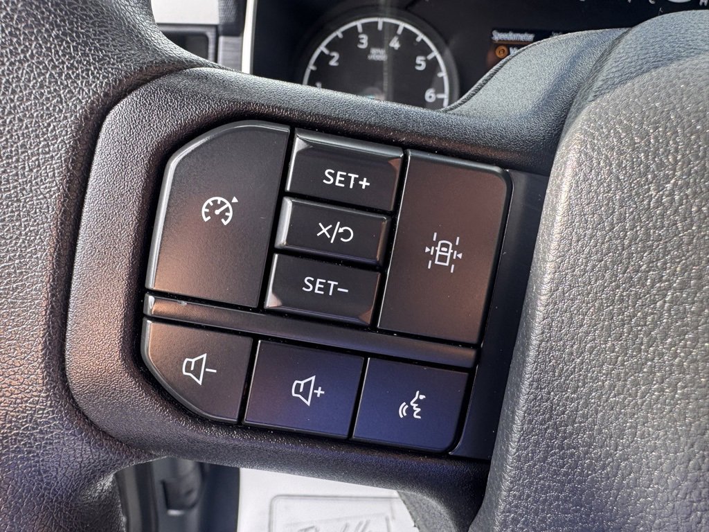 Used 2023 Ford F150 XLT image 5
