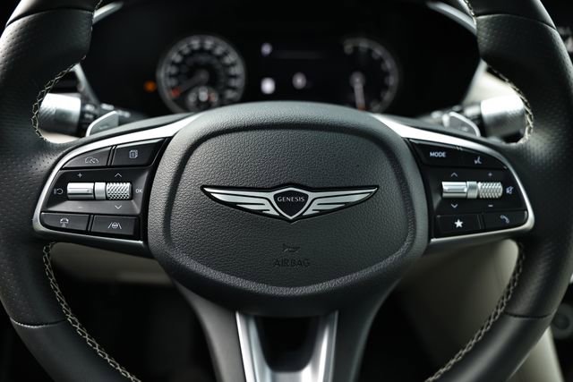 Used 2026 Genesis G70 2.5T image 30
