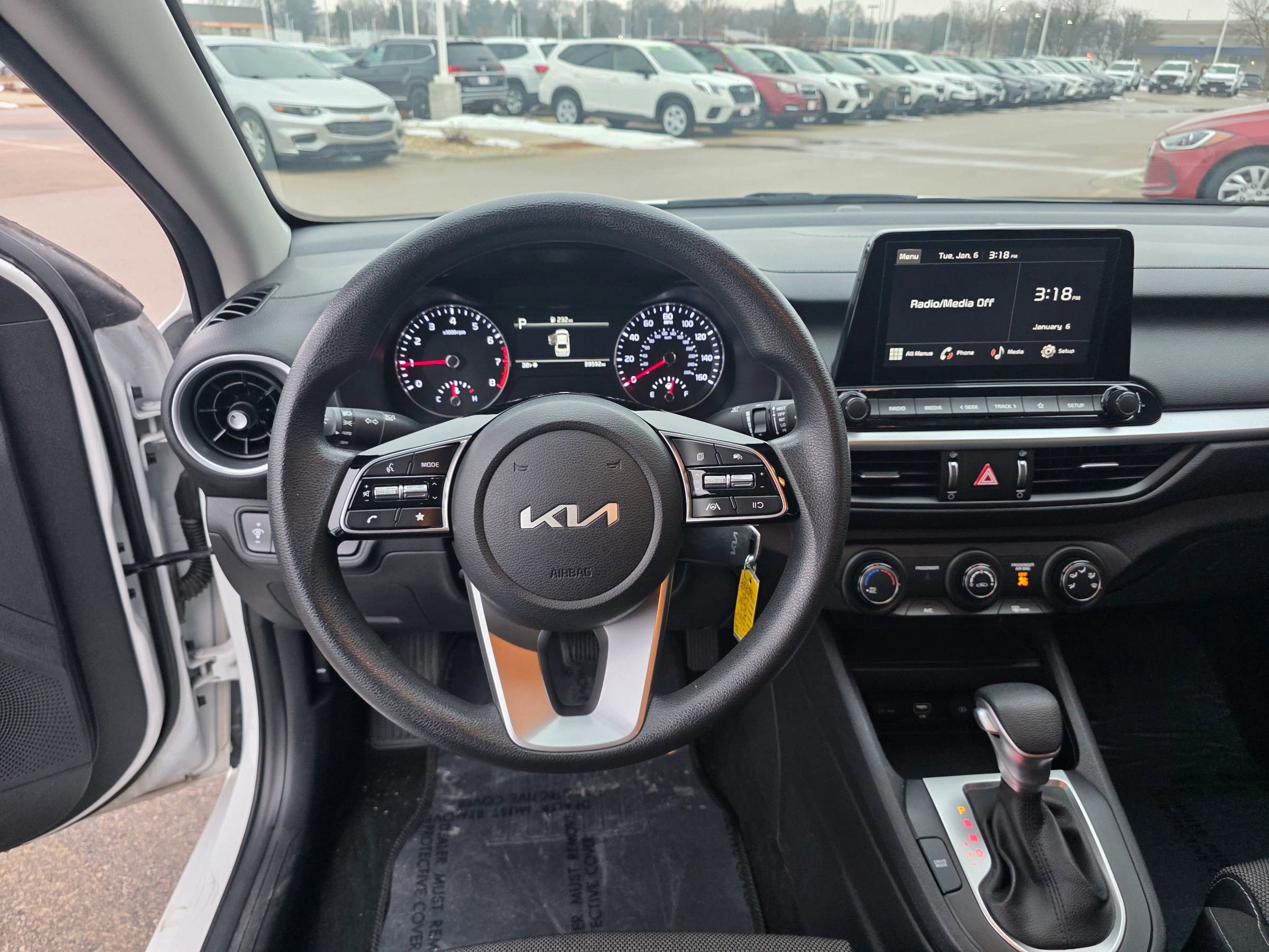 Used 2024 Kia Forte LXS image 12