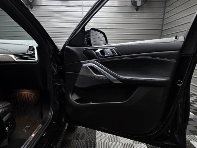 Used 2023 BMW X6 xDrive40i AWD/4WD image 36