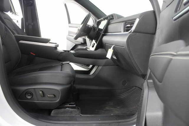 New 2026 GMC Terrain Elevation w/ Elevation Premium Package image 22