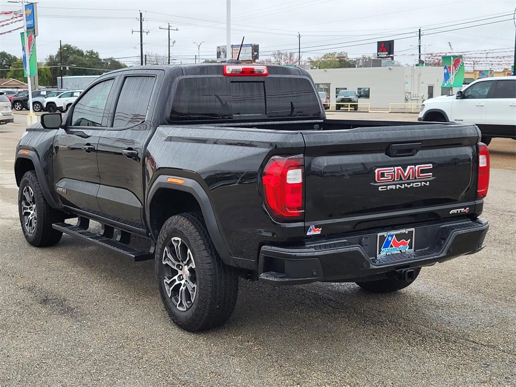 Used 2024 GMC Canyon AT4 w/ AT4 Premium Package image 5