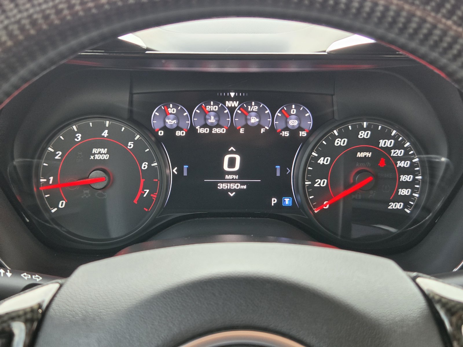 Used 2020 Chevrolet Camaro ZL1 RWD image 16