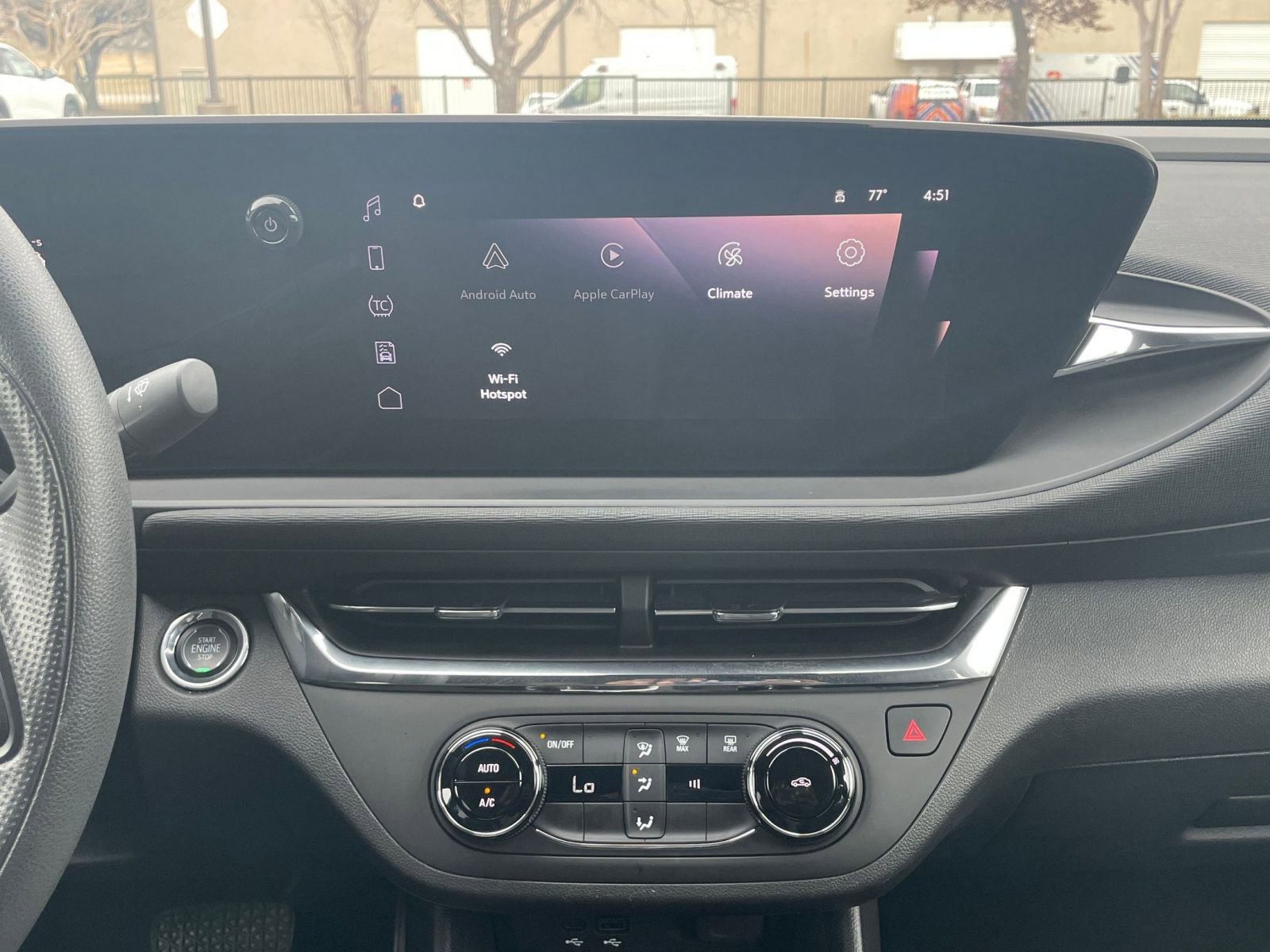 Used 2025 Buick Envista Preferred image 17