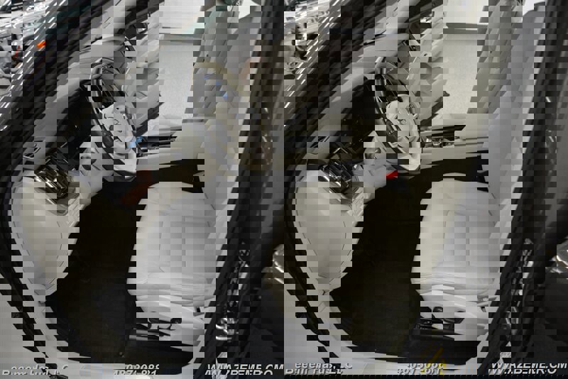 Used 2022 Volvo XC60 T8 Inscription Expression w/ Advanced Package image 14