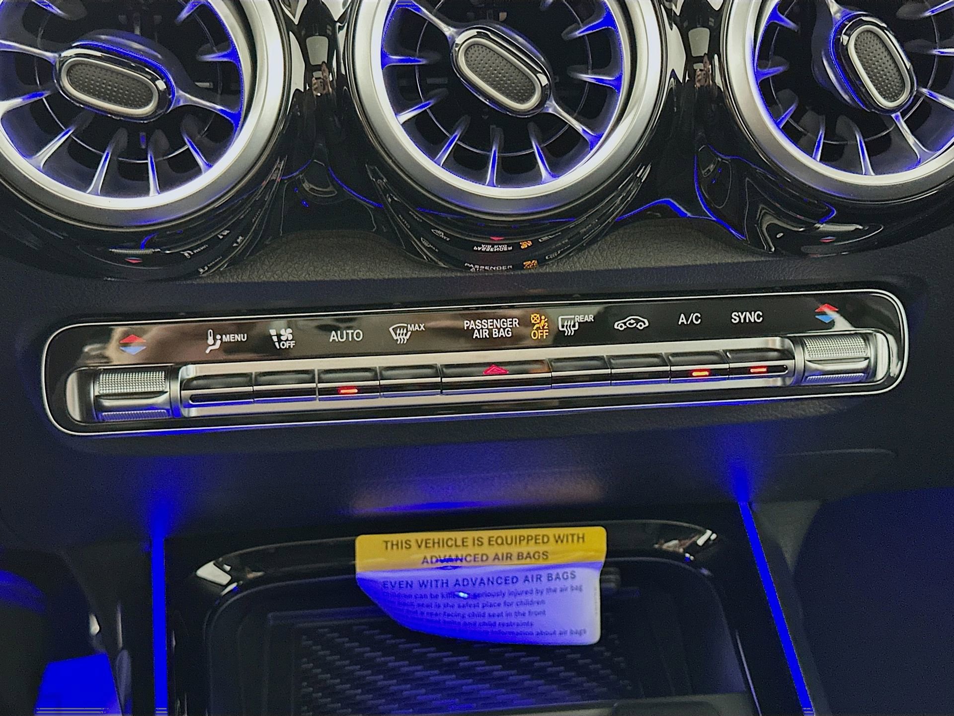 New 2026 Mercedes-Benz GLB 35 AMG 4MATIC image 17