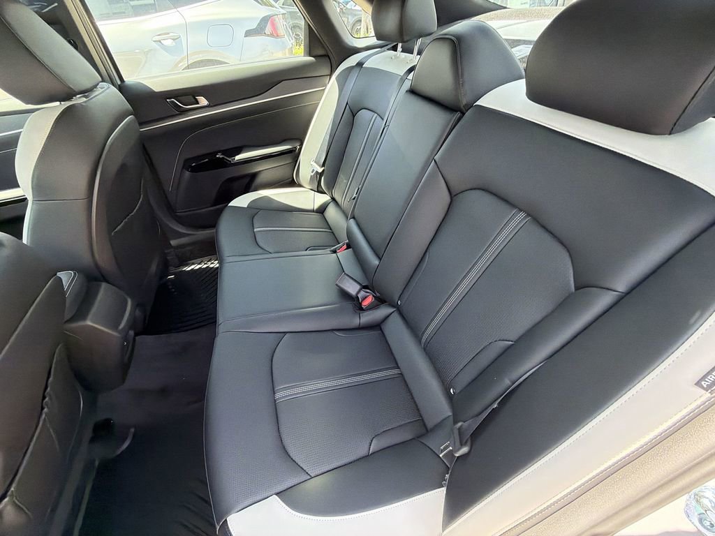 New 2026 Kia K5 GT-Line image 26