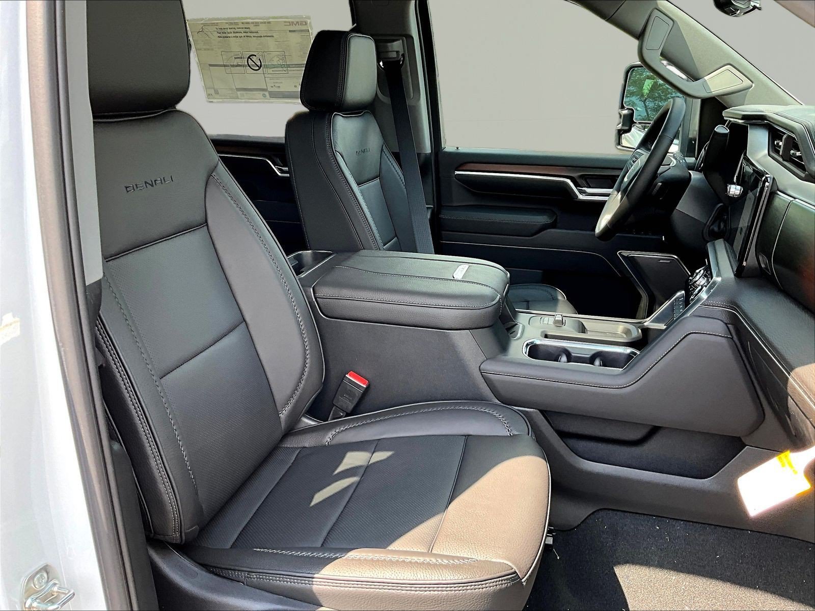 New 2026 GMC Sierra 2500 Denali w/ Denali Reserve Package AWD/4WD image 19