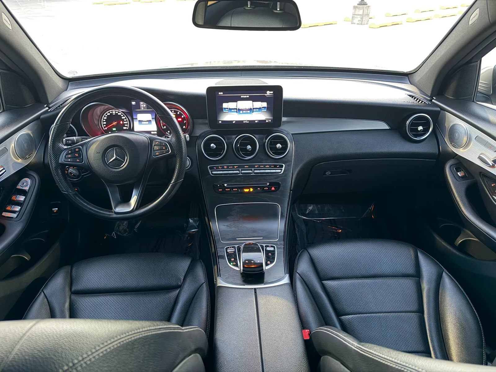 Used 2019 Mercedes-Benz GLC 300 4MATIC image 37