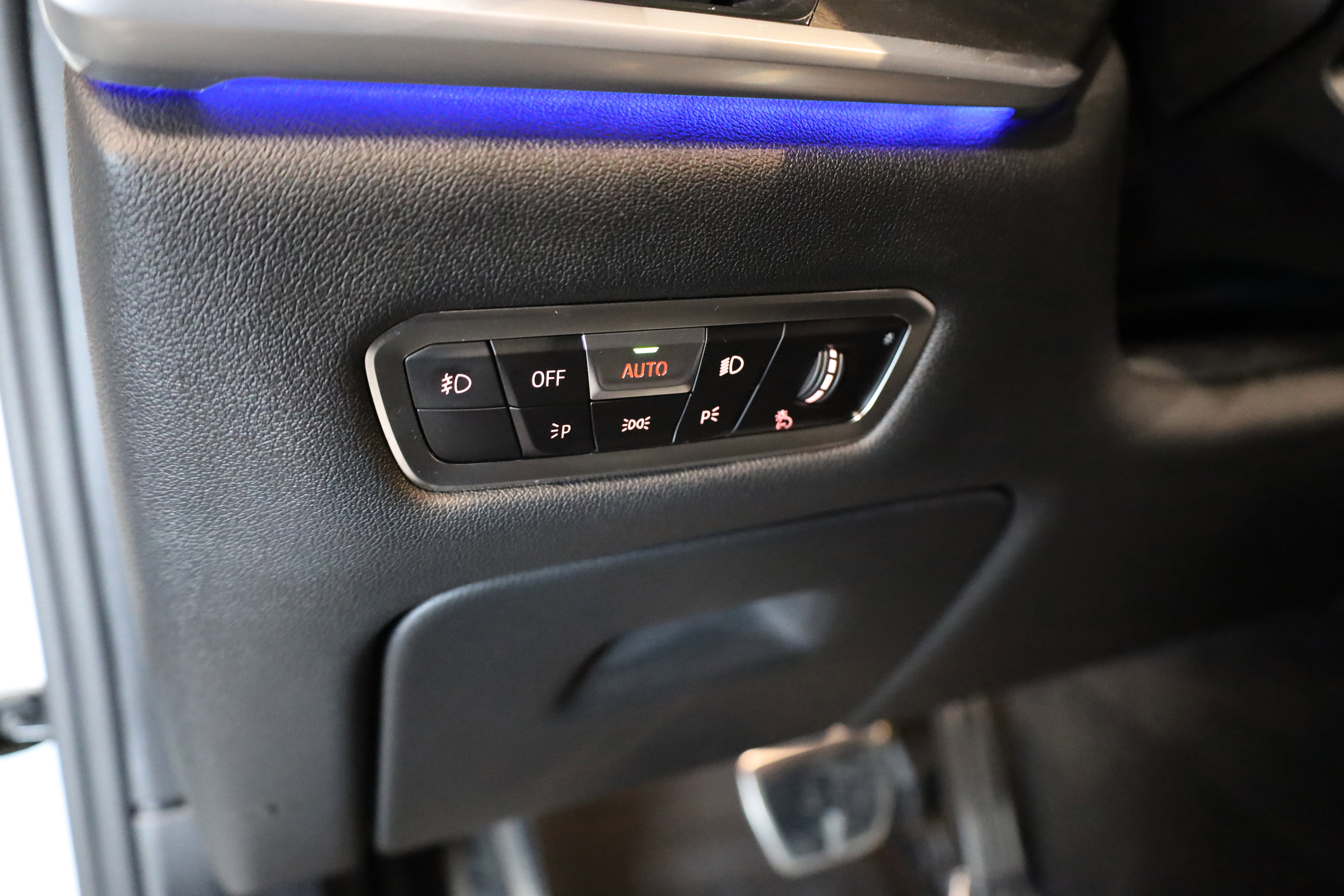 Used 2022 BMW X7 xDrive40i w/ M Sport Package image 20