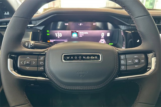 New 2025 Jeep Wagoneer Limited image 23