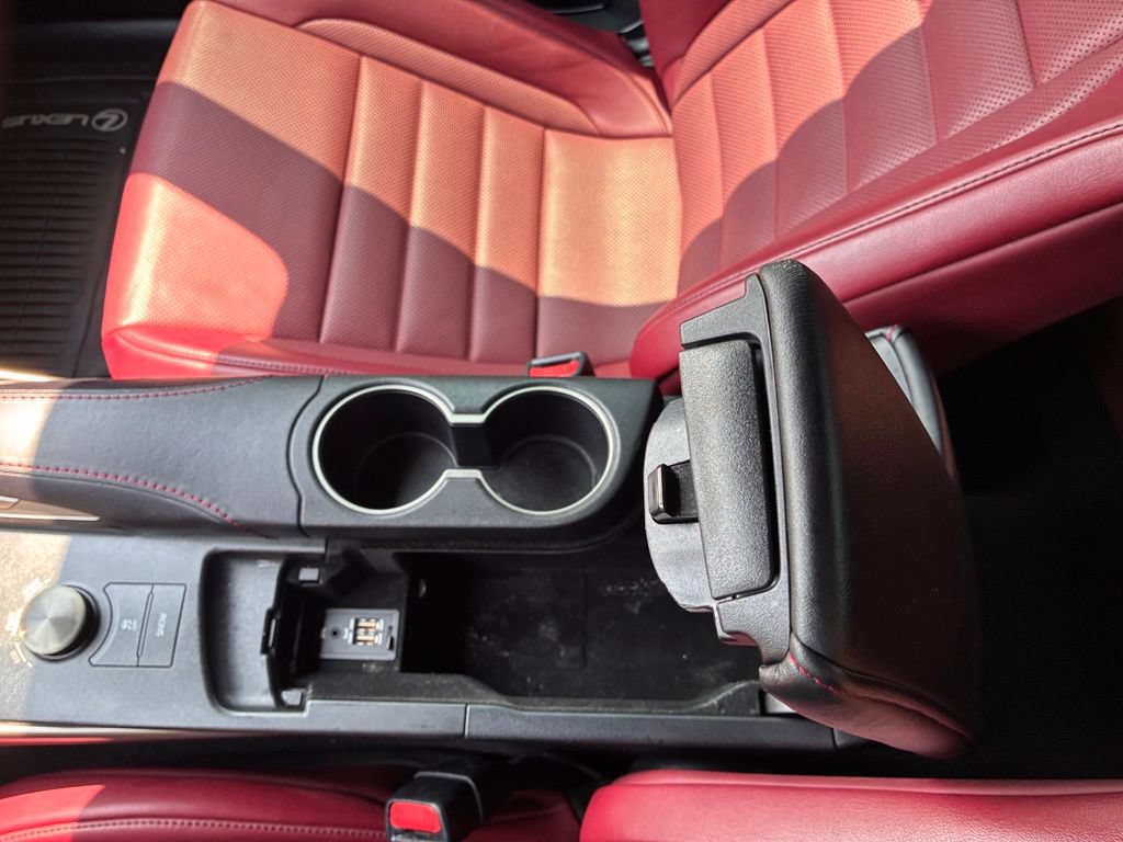 Used 2019 Lexus IS 300 F Sport w/ F Sport Package AWD/4WD image 41