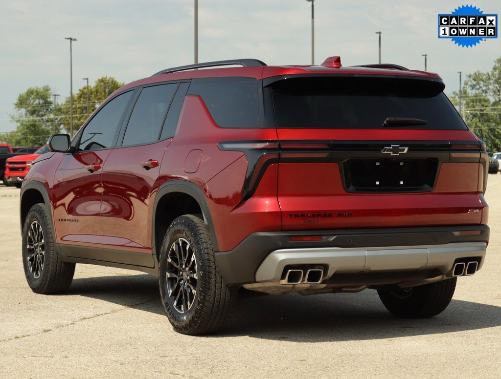 Used 2024 Chevrolet Traverse Z71 image 5