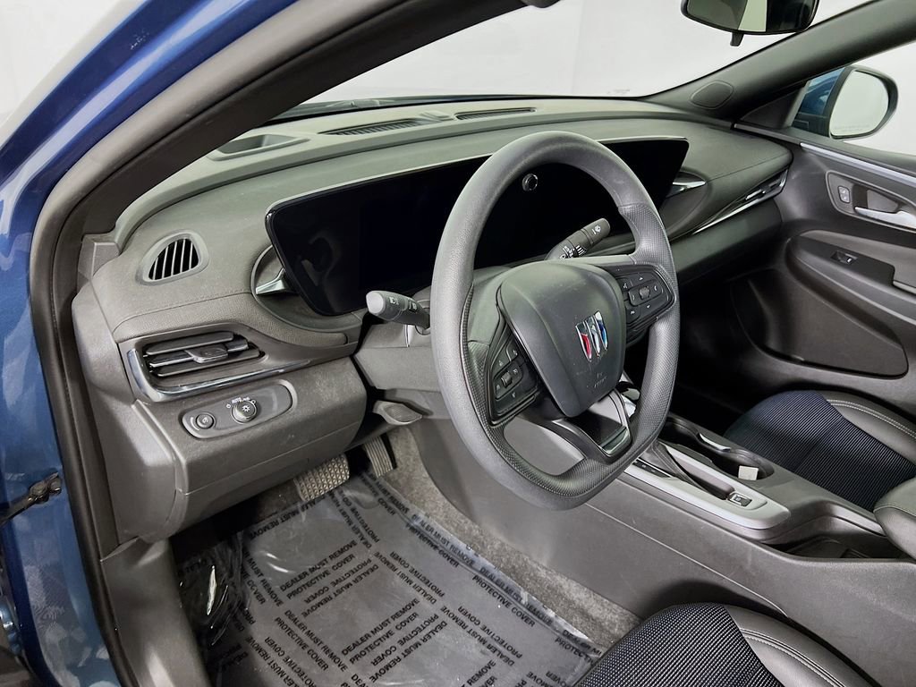 Used 2024 Buick Envista Preferred image 8