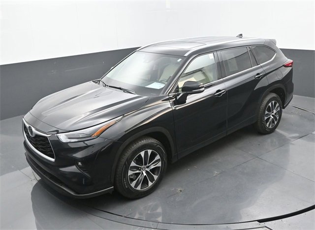 Used 2021 Toyota Highlander XLE image 34