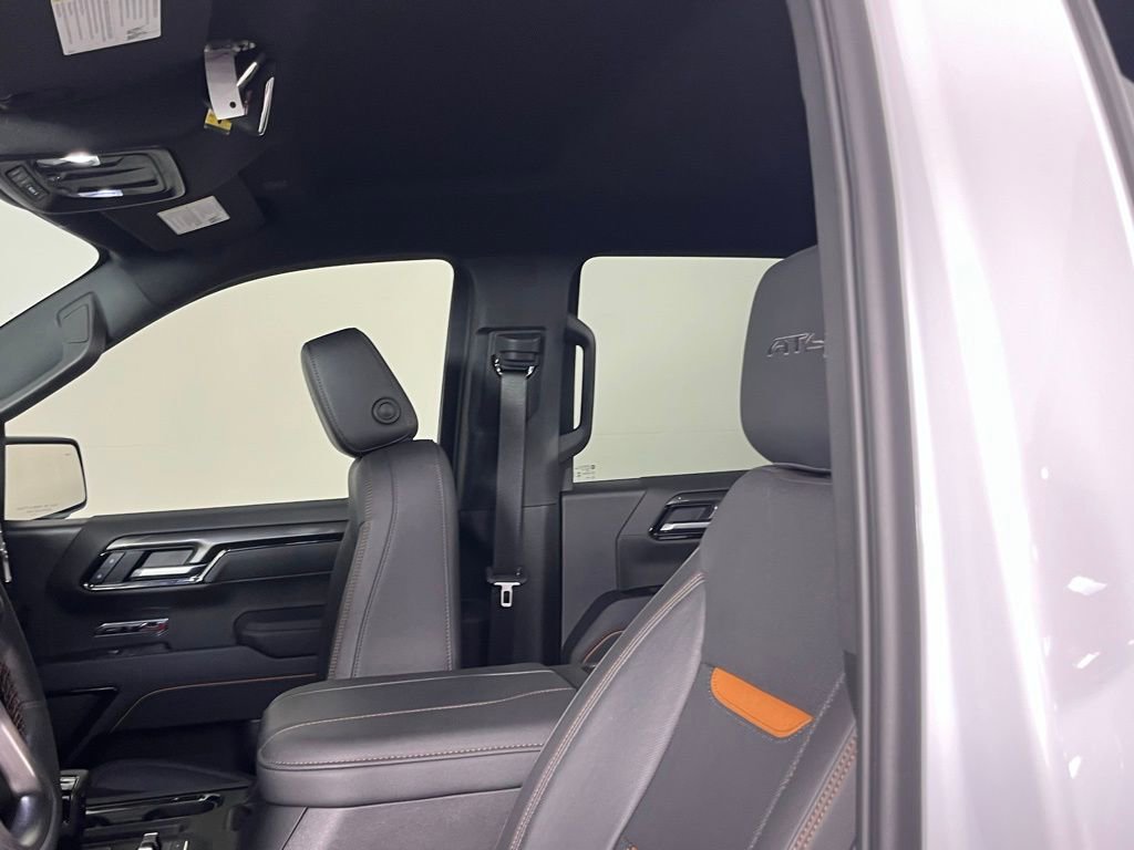 Used 2025 GMC Sierra 1500 AT4 image 20