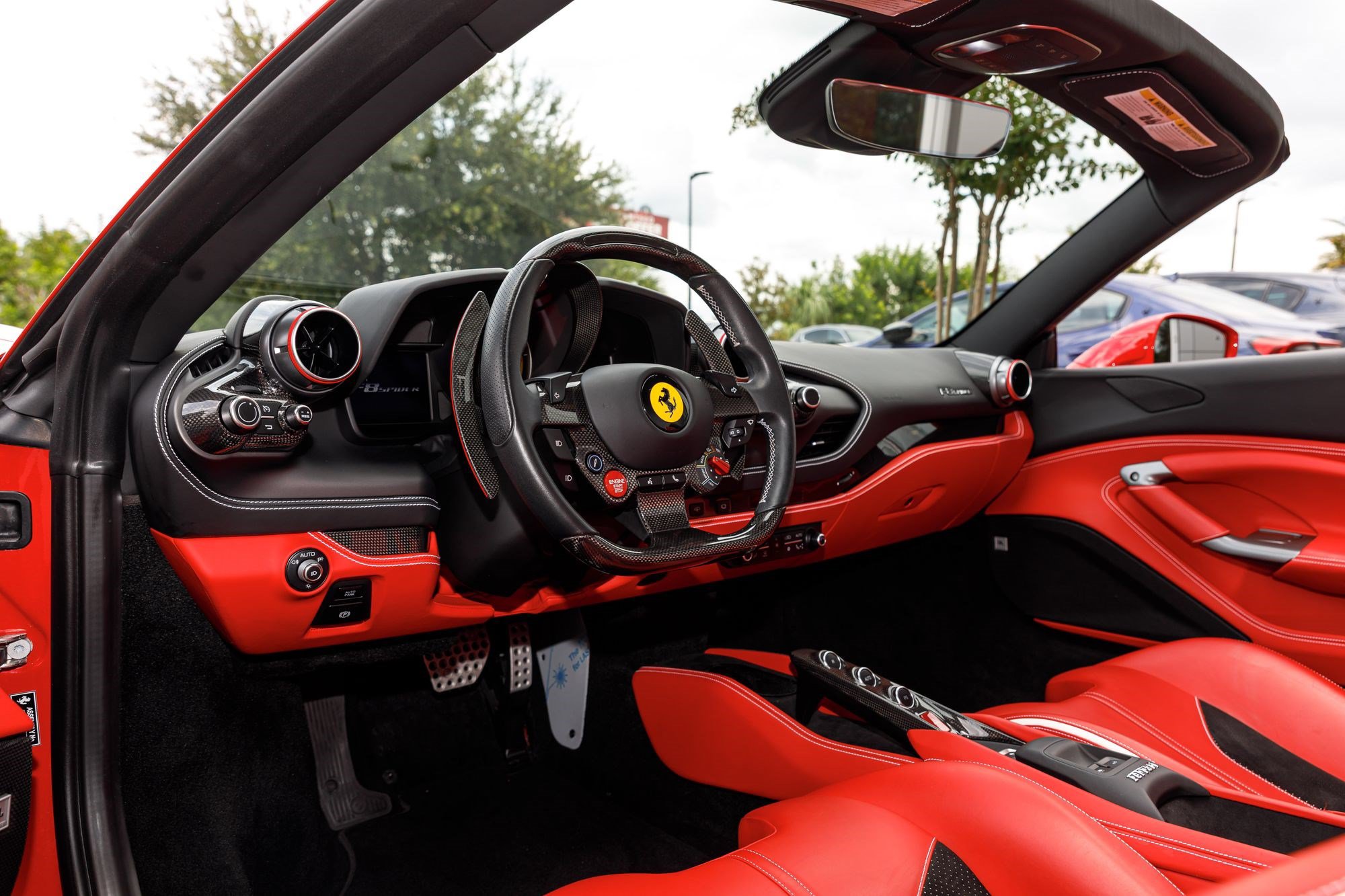 Used 2022 Ferrari F8 Tributo RWD image 9