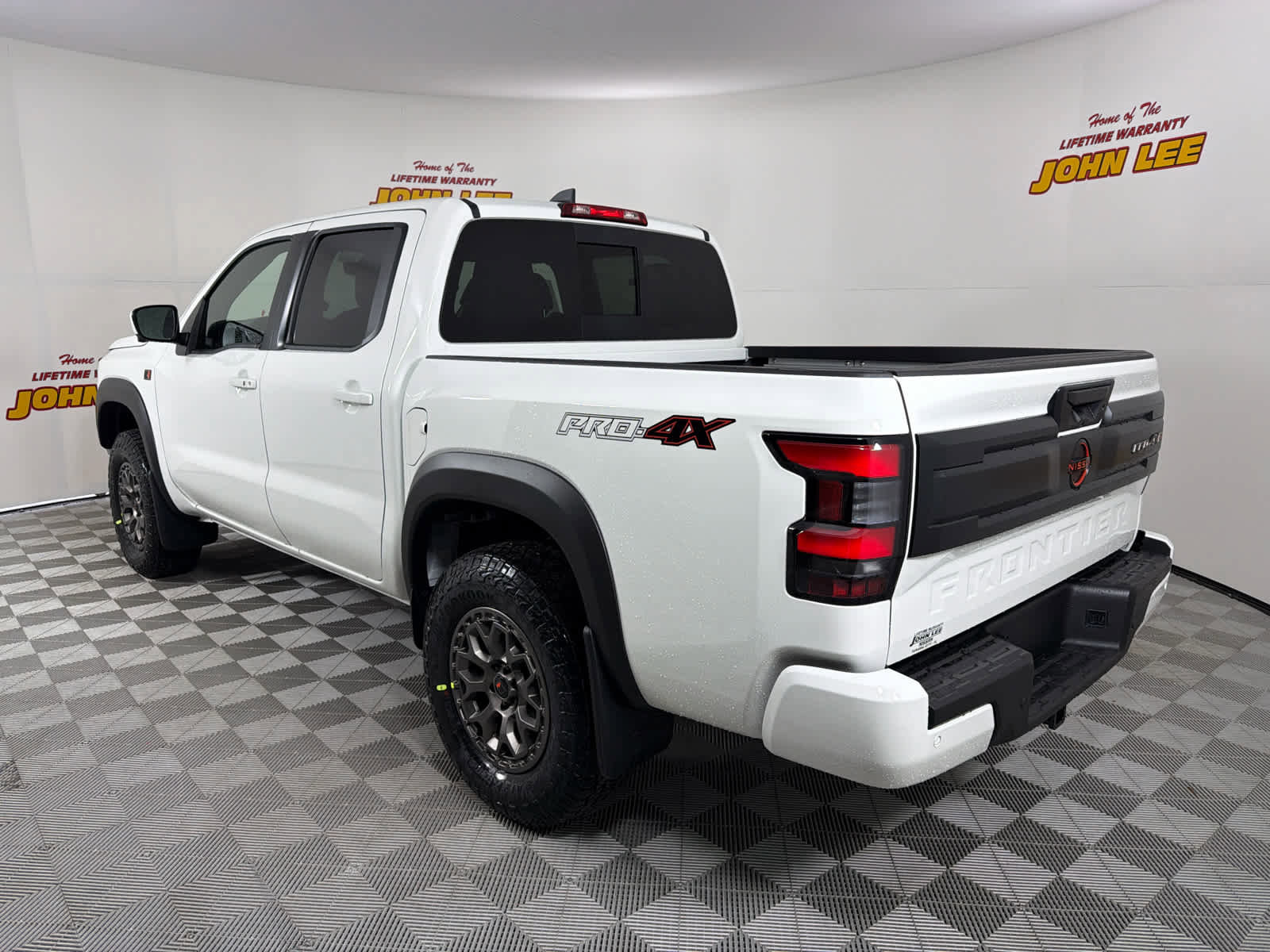 New 2026 Nissan Frontier PRO-4X w/ Pro Premium Package image 3